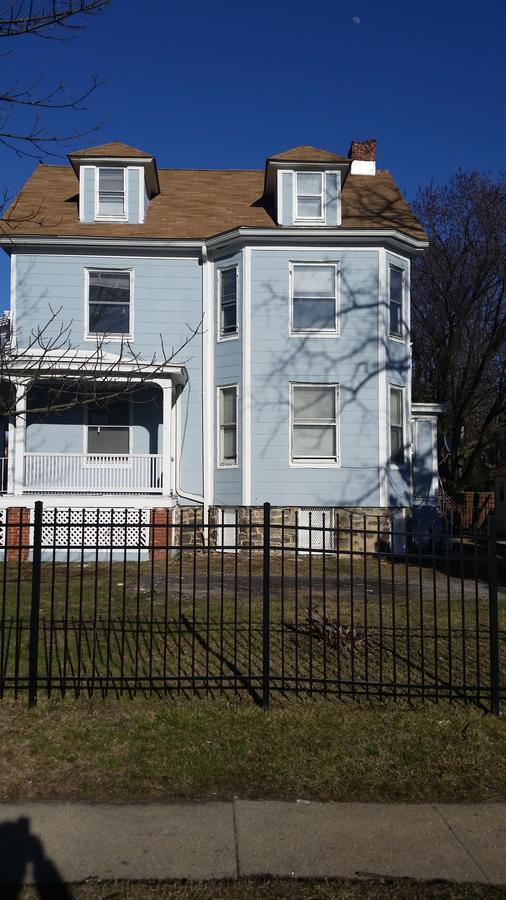 Jhu Guesthouse Near Campus Baltimore Exterior photo